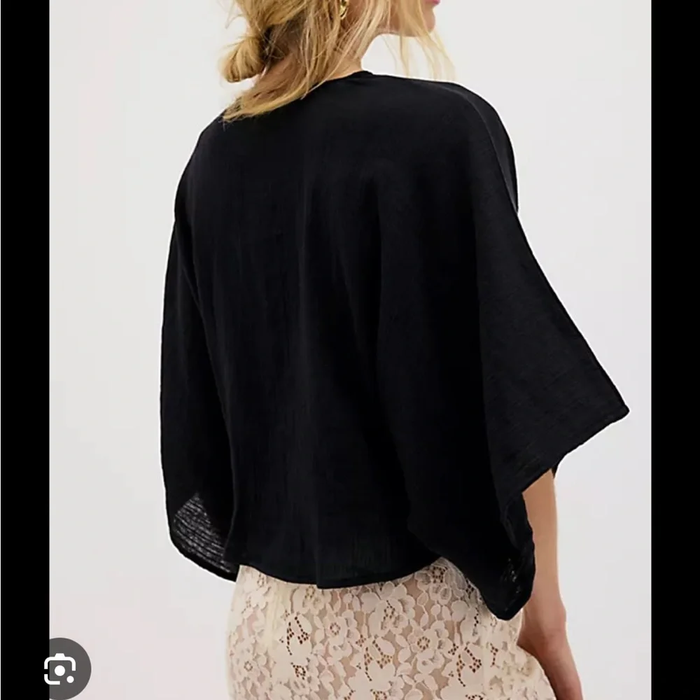 Free People Linen Twist Front Crop Pullover - Picture 2 of 7